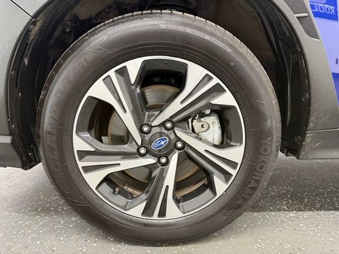 Used 2025 Subaru Crosstrek 2.0i Premium AWD/4WD image 18