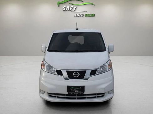 Used 2020 Nissan NV200 SV image 3
