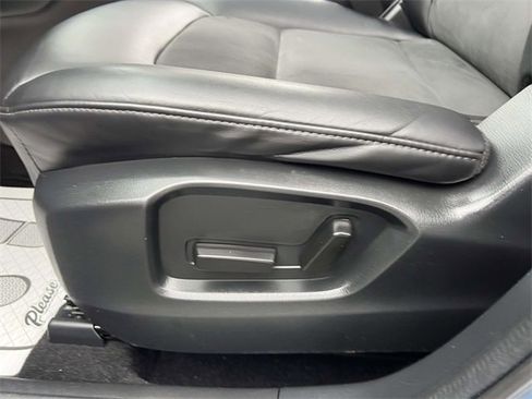 Used 2019 MAZDA CX-5 Touring image 13