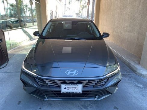 New 2026 Hyundai Elantra Blue image 26