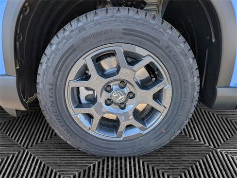 New 2025 Honda Pilot TrailSport image 9