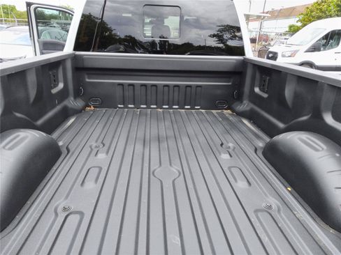 New 2026 Ford F350 Platinum w/ FX4 Off-Road Package AWD/4WD image 21