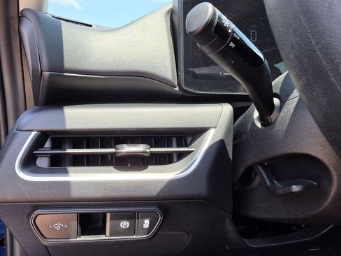 Used 2025 Kia K4 FWD image 18