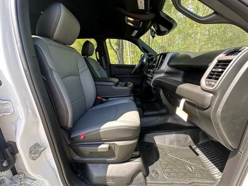 New 2026 RAM 5500 Tradesman w/ Chrome Appearance Group AWD/4WD image 25