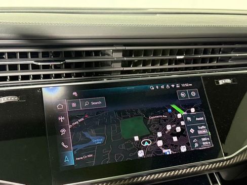 Used 2026 Audi RS Q8 performance image 17