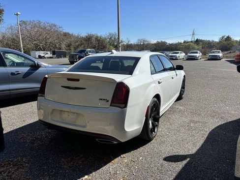 Used 2023 Chrysler 300 S w/ Comfort Group image 8