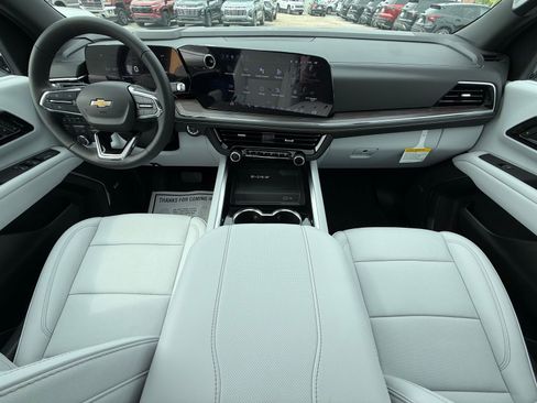 New 2026 Chevrolet Tahoe Premier AWD/4WD image 18