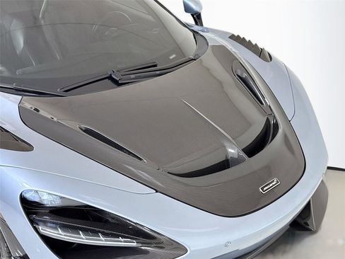 Used 2019 McLaren 720S image 31