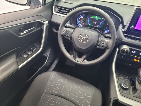 Certified 2025 Toyota RAV4 XLE w/ Convenience Package AWD/4WD image 16