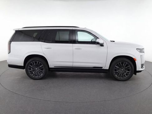 Used 2025 Cadillac Escalade Sport w/ LPO, ONYX Package AWD/4WD image 8