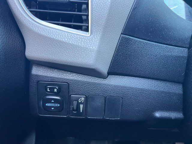 Used 2016 Toyota Corolla LE FWD image 21