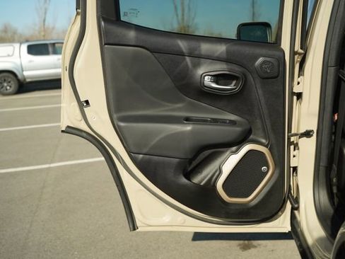 Used 2016 Jeep Renegade 75th Anniversary image 15