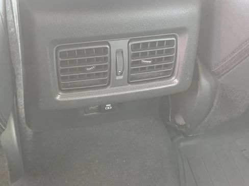 Used 2025 Toyota Camry XLE FWD image 16