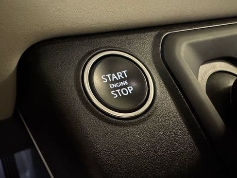 Used 2024 Land Rover Defender 110 S AWD/4WD image 12