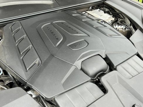 Used 2024 Porsche Cayenne Turbo GT AWD/4WD image 45