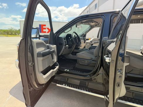 Used 2019 Ford F250 XLT w/ XLT Premium Package image 20