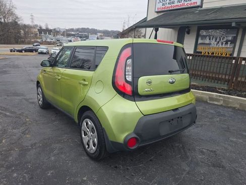 Used 2015 Kia Soul FWD image 7