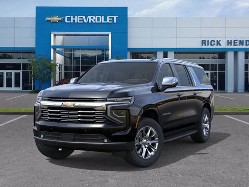 New 2026 Chevrolet Suburban Premier image 8
