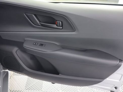 Used 2026 Toyota Prius LE image 27