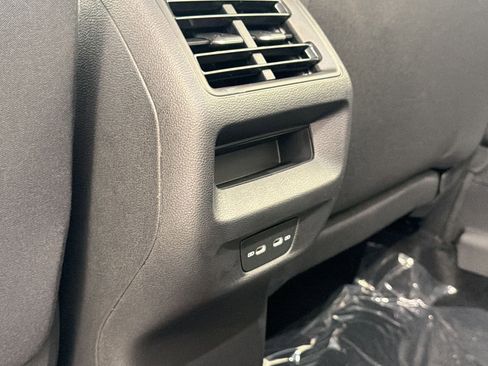 New 2026 Volkswagen Tiguan S FWD image 31