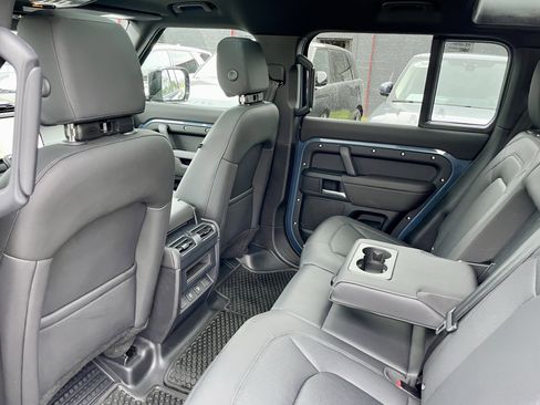 Certified 2025 Land Rover Defender 110 S AWD/4WD image 30