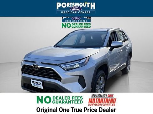 Used 2024 Toyota RAV4 XLE image 16