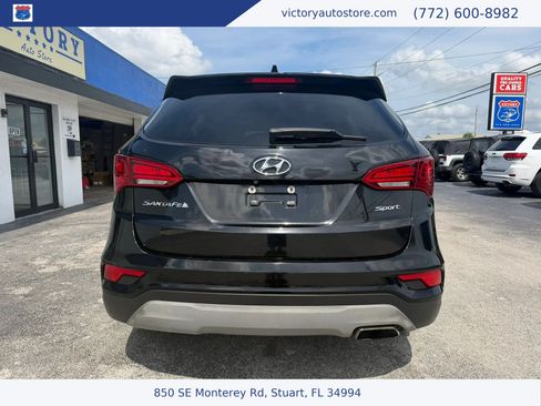Used 2018 Hyundai Santa Fe Sport w/ 2.4L Value Package 02 FWD image 7