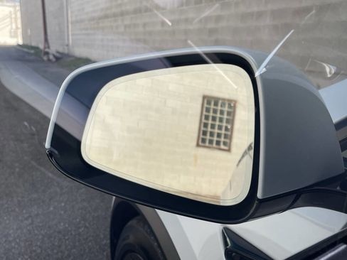 Used 2024 Tesla Model X Plaid image 13