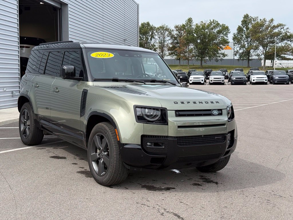 Used 2023 Land Rover Defender 110 X-Dynamic SE AWD/4WD image 3