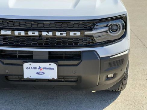 New 2025 Ford Bronco Sport Outer Banks w/ Outer Banks Tech Package+ AWD/4WD image 9