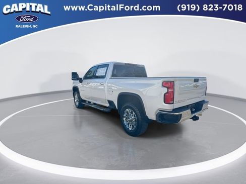 Used 2024 Chevrolet Silverado 2500 LTZ w/ LTZ Convenience Package image 6