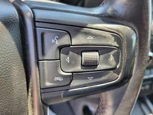 Used 2020 GMC Sierra 1500 AT4 w/ AT4 Premium Package AWD/4WD image 17