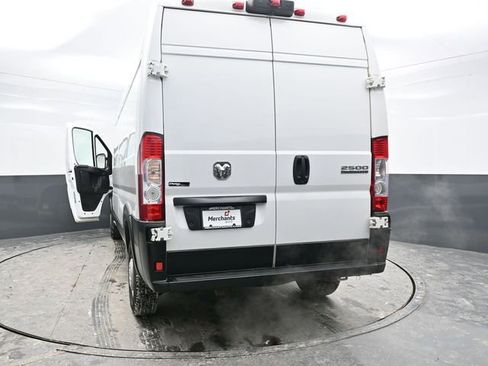 Used 2024 RAM ProMaster 2500 w/ Convenience Group FWD image 38