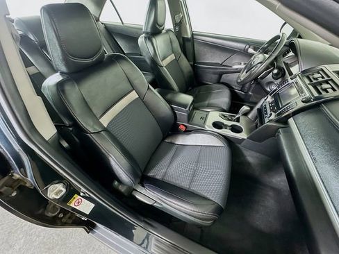 Used 2013 Toyota Camry SE image 7