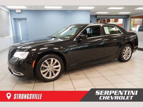 Used 2016 Chrysler 300 Limited w/ Driver Convenience Group AWD/4WD image 1