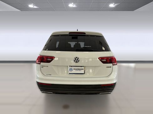 Used 2019 Volkswagen Tiguan SE w/ Panoramic Sunroof Package AWD/4WD image 10