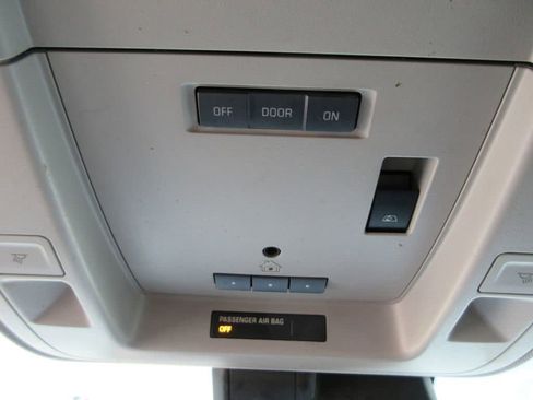 Used 2018 GMC Sierra 1500 SLT image 37