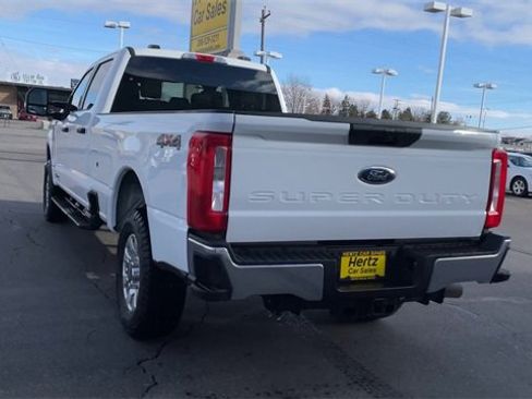 Used 2024 Ford F250 XLT image 8