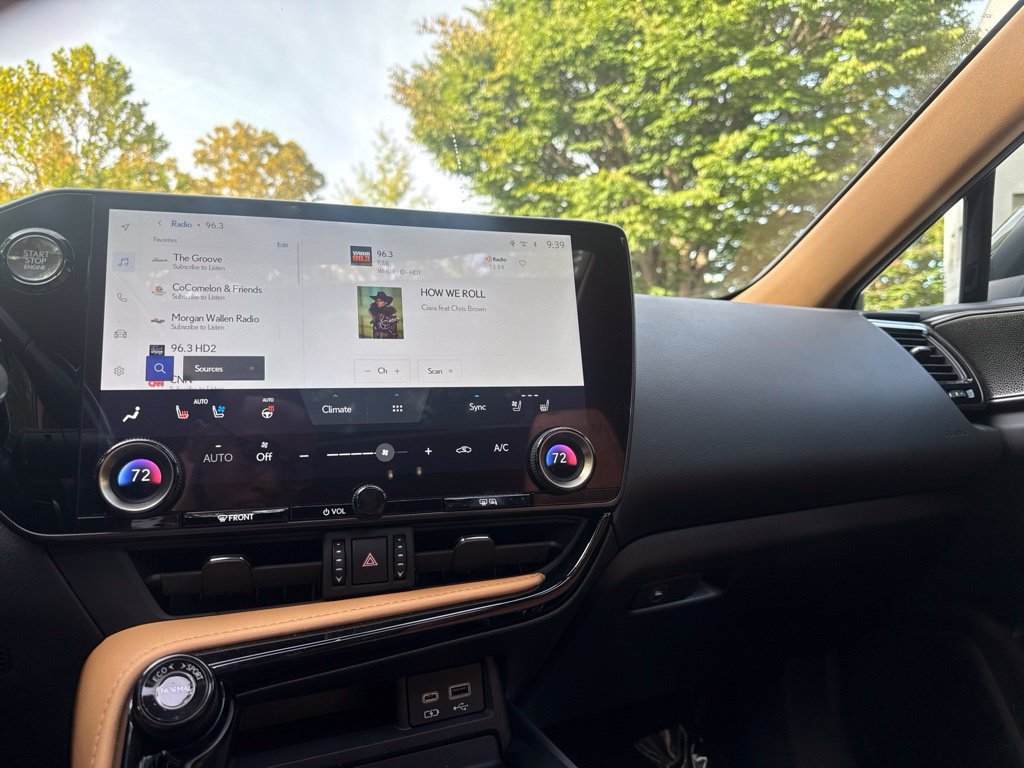 Used 2022 Lexus NX 350 AWD image 19