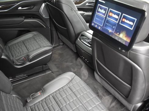 Used 2023 Cadillac Escalade Sport Platinum image 35