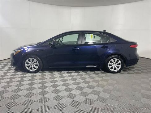 Certified 2023 Toyota Corolla LE w/ Carpet Mat Package (TMS) FWD image 4