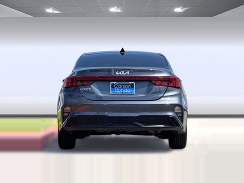 Used 2023 Kia Forte LXS w/ LXS Technology Package FWD image 10