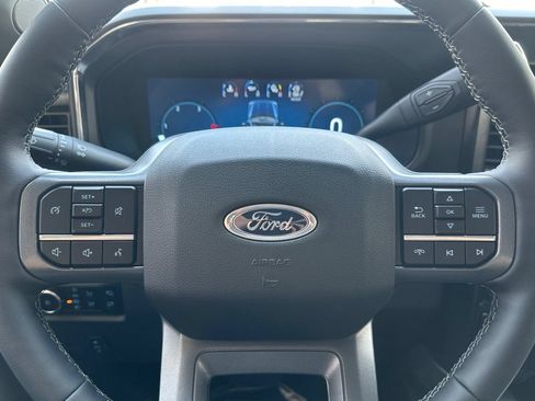 New 2026 Ford F250 Lariat w/ Black Appearance Package AWD/4WD image 23
