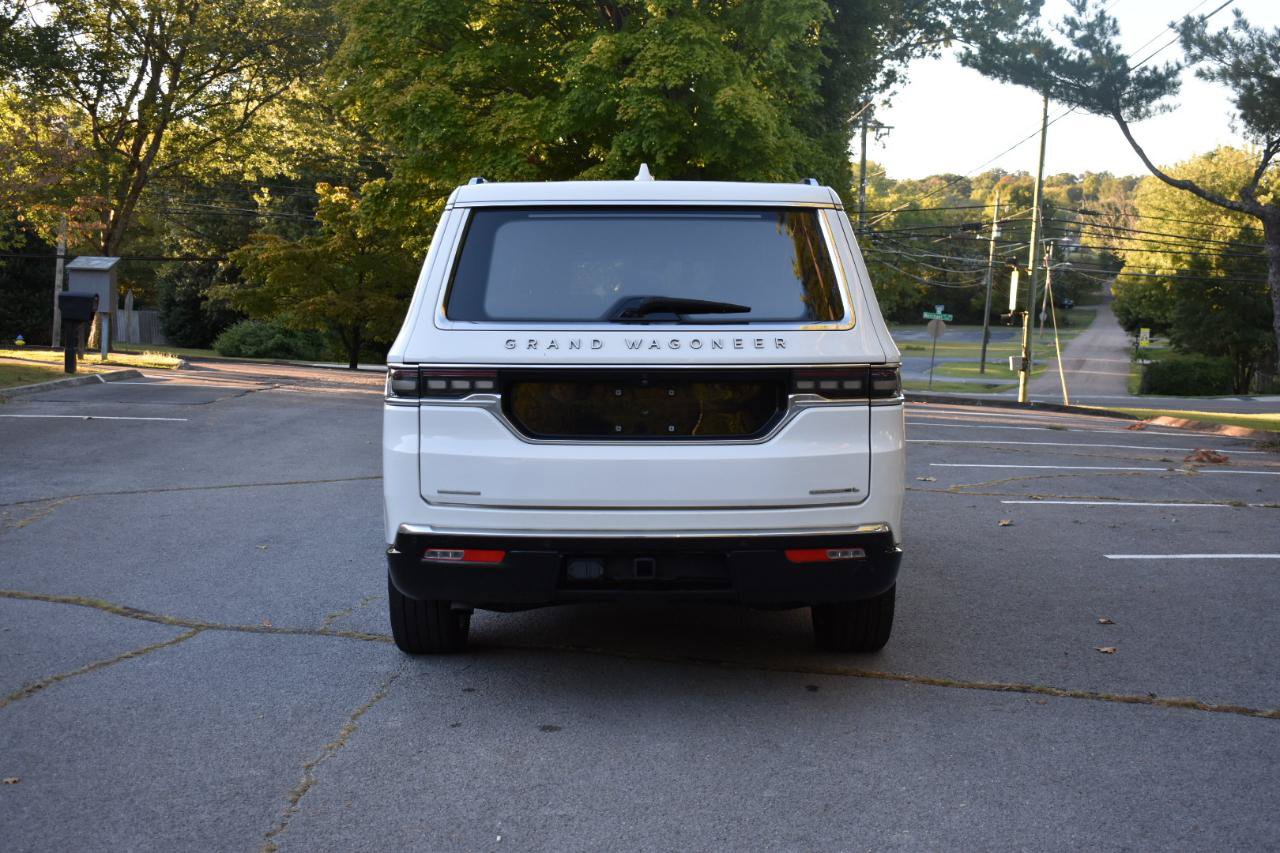 Used 2023 Jeep Grand Wagoneer L Series III w/ Rear Seat Video Group 1 AWD/4WD image 6