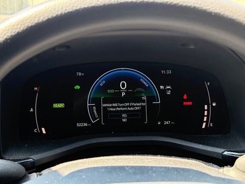 Used 2025 Toyota Camry LE FWD image 17