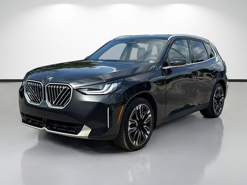 Used 2025 BMW X3 xDrive30i w/ Premium Package AWD/4WD image 7