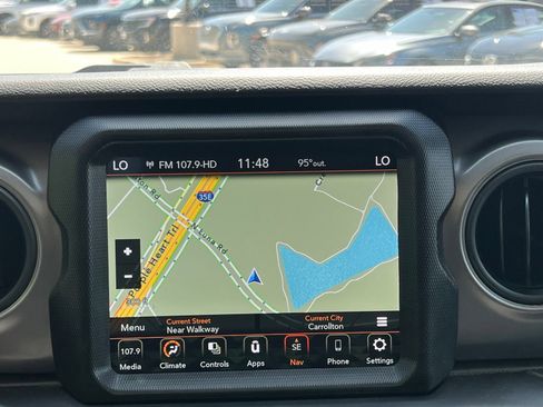 Used 2022 Jeep Wrangler Unlimited Sport AWD/4WD image 27