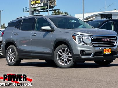 Used 2024 GMC Terrain SLT