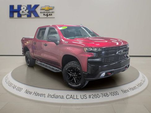 Used 2021 Chevrolet Silverado 1500 LT Trail Boss w/ Bed Protection Package AWD/4WD image 1
