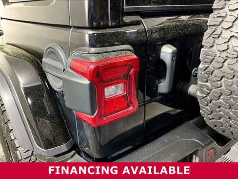 Used 2022 Jeep Wrangler Unlimited Rubicon w/ Xtreme Recon 35" Tire Package AWD/4WD image 21